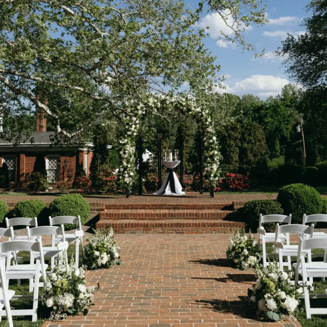Floral design by Mankin Mansion